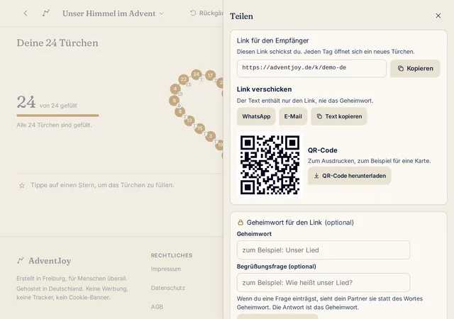 Teilen in AdventJoy: der Empfängerlink zum Kopieren mit Knöpfen für WhatsApp und E-Mail, ein QR-Code, daneben das Feld für ein Geheimwort und die Karte zum Ausdrucken.